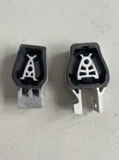 Подушка двигателя Geely Tugella