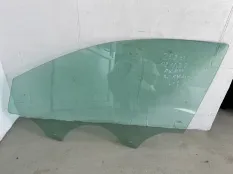 Стекло двери Skoda Karoq