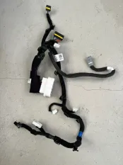 Проводка центральной консоли Genesis GV80