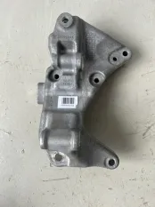 Кронштейн двигателя Geely Tugella