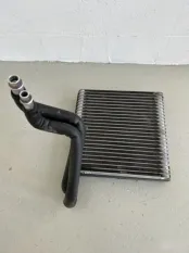 Радиатор кондиционера Ford Fiesta 6