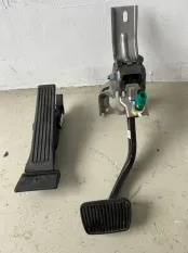 Педаль газа Kia Sportage