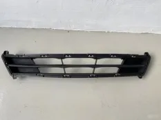 Решетка бампера Hyundai Solaris