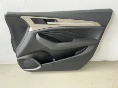 Обшивка двери Haval F7x