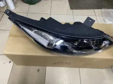 Фара Kia Sportage