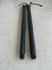 Амортизатор багажника Genesis GV80