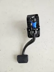 Педаль тормоза Lixiang L7