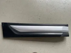 Молдинг двери Mitsubishi Outlander