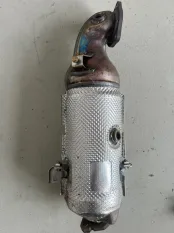 Катализатор Lixiang L7
