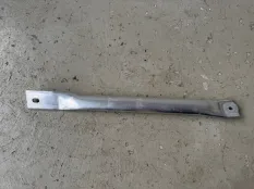 Усилитель моторного отсека Lixiang L7