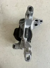 Подушка двигателя Mazda CX-5