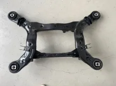 Подрамник Mercedes Gle