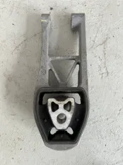 Подушка двигателя нижняя Haval Jolion