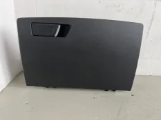 Бардачок Geely Tugella