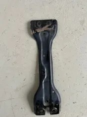 Кронштейн Geely Tugella