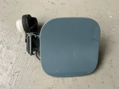 Лючок бензобака Suzuki Vitara