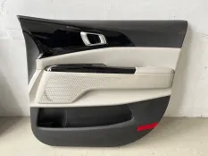 Обшивка двери Kia Carnival