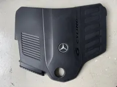 Декоративная крышка двигателя Mercedes Gle