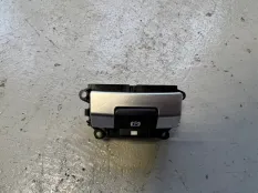 Кнопка стояночного тормоза Land Rover Discovery Sport