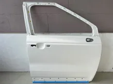 Дверь Kia Carnival