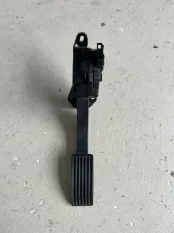 Педаль газа Geely Emgrand