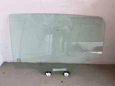 Стекло двери Москвич 6