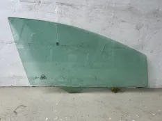 Стекло двери Kia Ceed