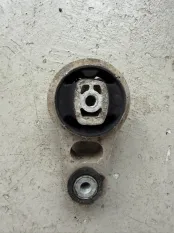 Подушка двигателя нижняя Ford EcoSport