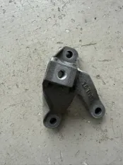 Кронштейн АКПП Ford Focus