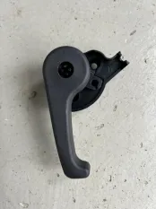 Ручка открывания капота Kia Carnival