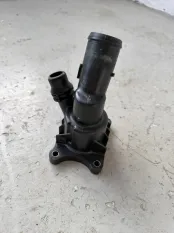 Корпус термостата Geely Atlas