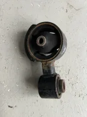 Опора двигателя Kia Sorento