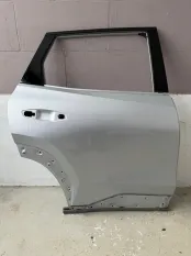 Дверь Geely Atlas
