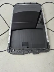 Люк крыши Geely Atlas