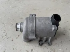 Помпа Geely Tugella