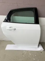 Дверь Ford Focus
