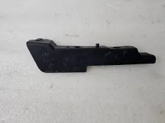 Брызговик передний левый Toyota RAV4 40