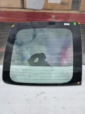 Стекло заднее левое Volkswagen Caddy 3