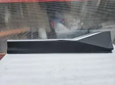 Молдинг двери передний прав GAC GS8