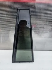 Форточка зад. прав GAC GS8