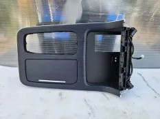 Накладка центральной консоли GAC GS8 SUV 4B20J1
