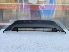 Решетка в бампер передняя Toyota RAV4 XA50 M20A