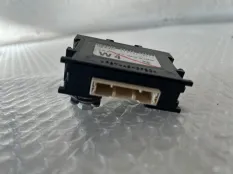 Блок управления полным приводом Toyota RAV4 40