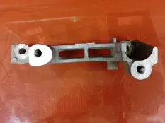 Кронштейн опоры двигателя правый Toyota RAV4 XA50