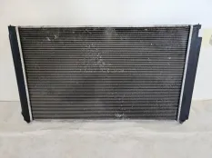 Радиатор охлаждения двигателя Toyota RAV4 40