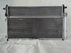 Радиатор кондиционера Toyota RAV4 40