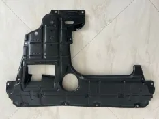 Пыльник двигателя Toyota RAV4 40