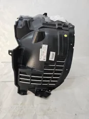 Подкрылок передний левый Toyota Land Cruiser 300