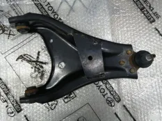 Рычаг передний левый Renault Duster