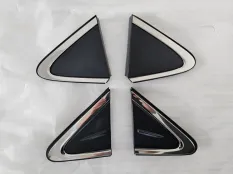 Молдинги крыльев Toyota Corolla E210